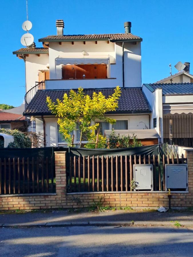 Charming House In Marina Di Ravenna With Fenced Garden Vila Exterior foto